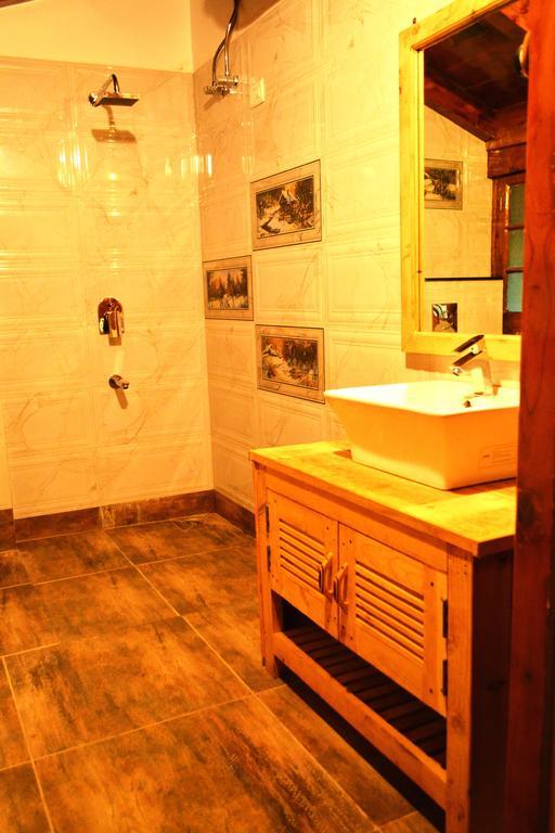 Bed and Breakfast The Sunshine Heritage Маналі Номер фото